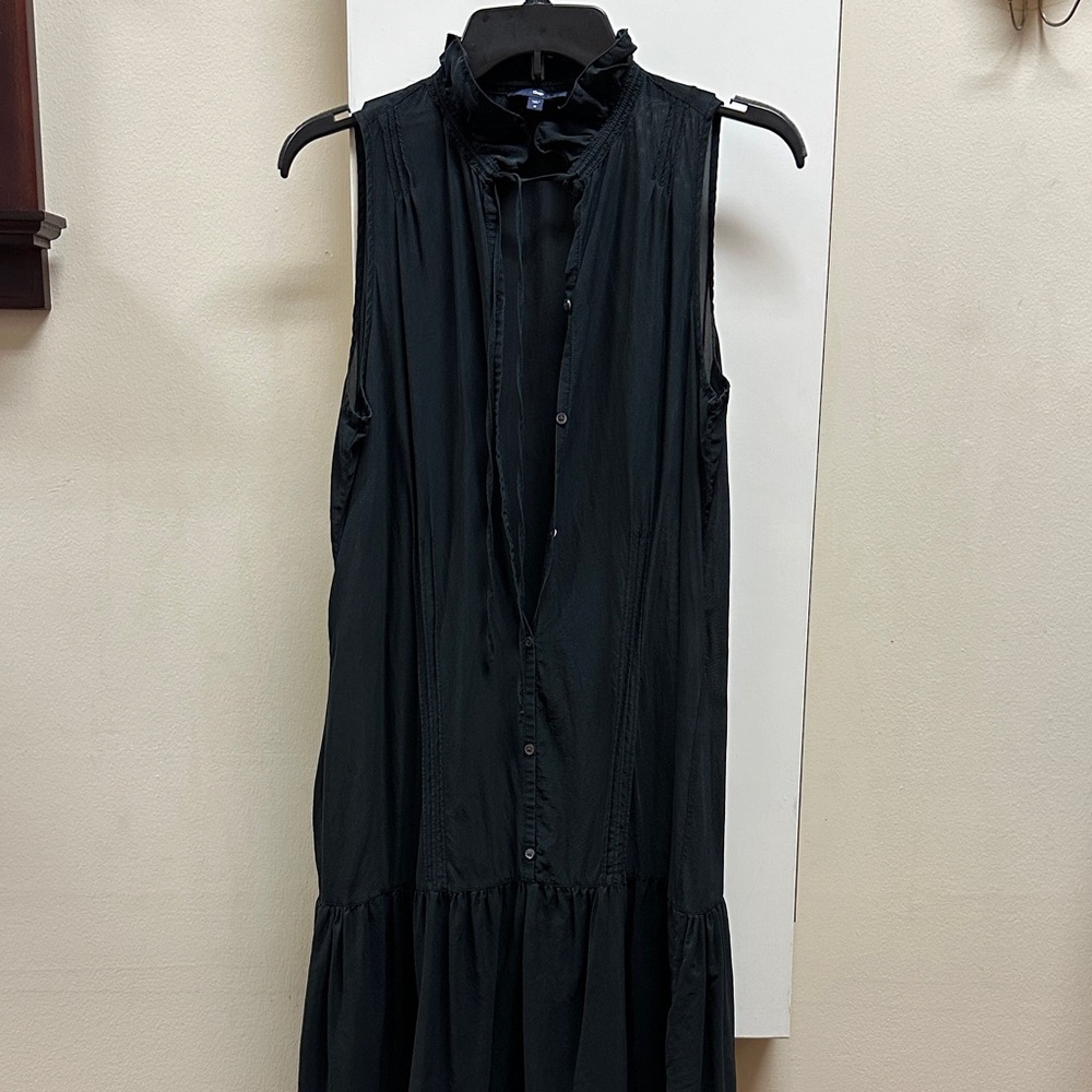 GAP Black silk Ruffled Dress med